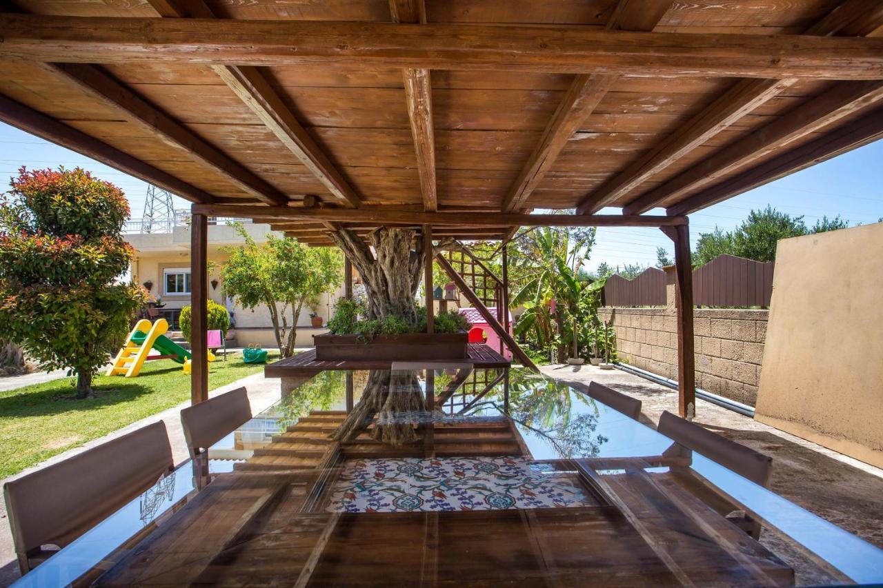 Laylande House Villa เธโอโลกอส ภายนอก รูปภาพ