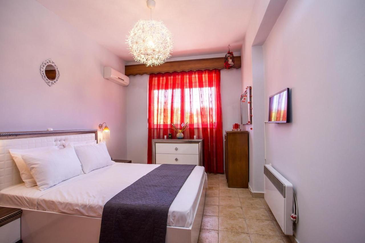 Laylande House Villa เธโอโลกอส ภายนอก รูปภาพ