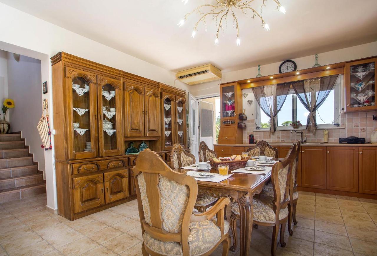 Laylande House Villa เธโอโลกอส ภายนอก รูปภาพ