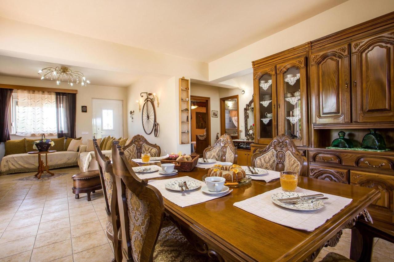 Laylande House Villa เธโอโลกอส ภายนอก รูปภาพ